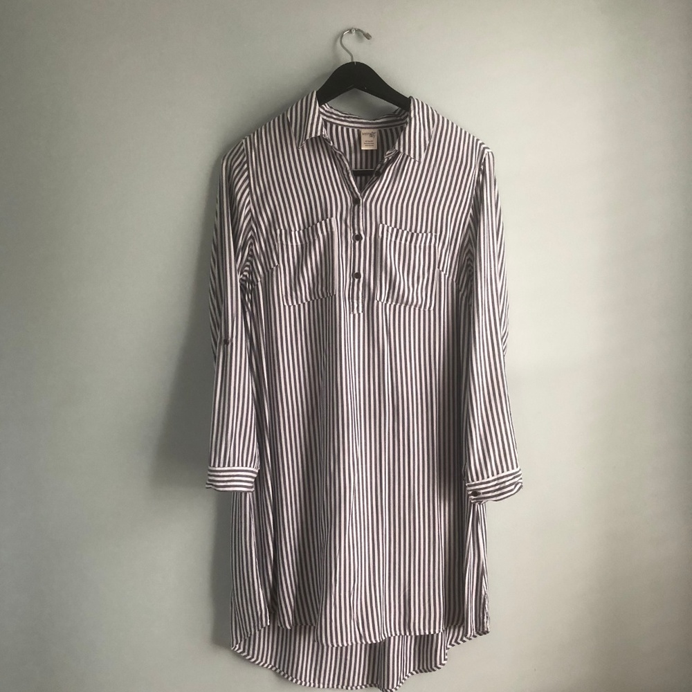 Hi-Lo Shirtdress Size 14 Long-sleeve Adjustable